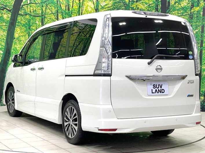 2014 Nissan Serena DAA-HFC26 (UW-6a278438527a2)[11]