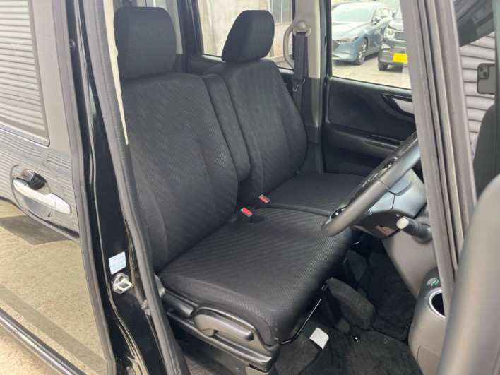 2013 Honda N-BOX CUSTOM DBA-JF1 (UW-6a27844c6c258)[18]