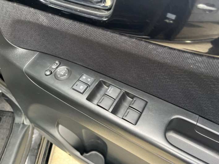 2013 Honda N-BOX CUSTOM DBA-JF1 (UW-6a27844c6c258)[20]