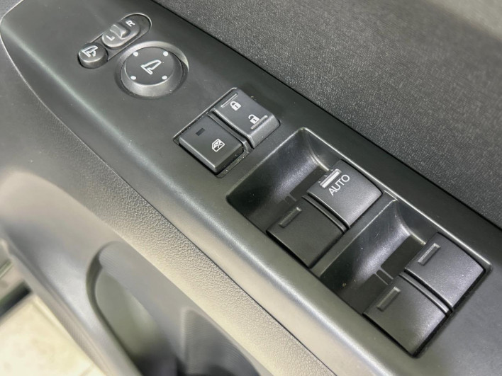 2014 Honda N-BOX DBA-JF1 (UW-6a27844c7e133)[29]