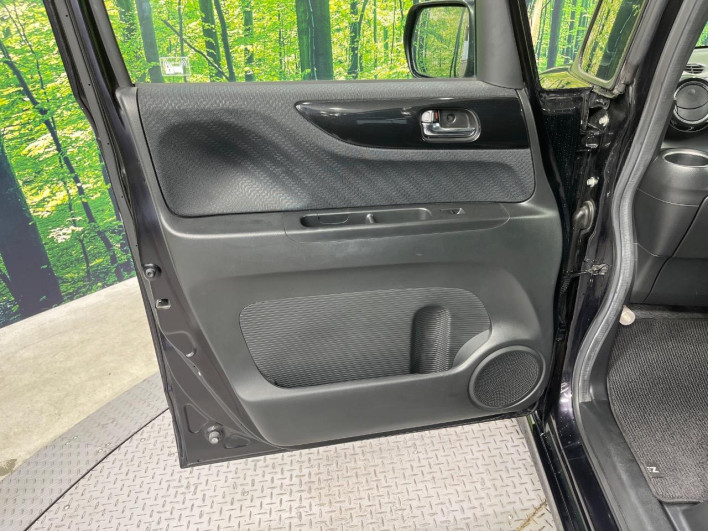 2013 Honda N-BOX CUSTOM DBA-JF1 (UW-6a27844f7f7de)[25]