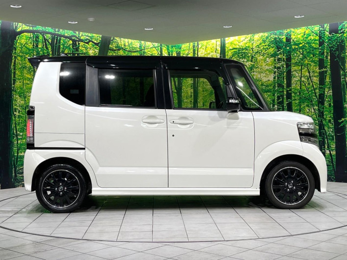 2014 Honda N-BOX CUSTOM DBA-JF1 (UW-6a27844fb6e30)[14]