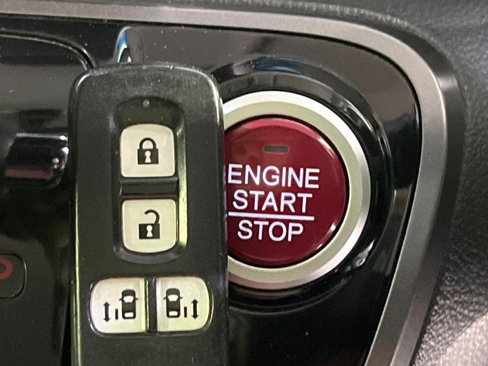 2014 Honda N-BOX CUSTOM DBA-JF1 (UW-6a27844fb6e30)[4]