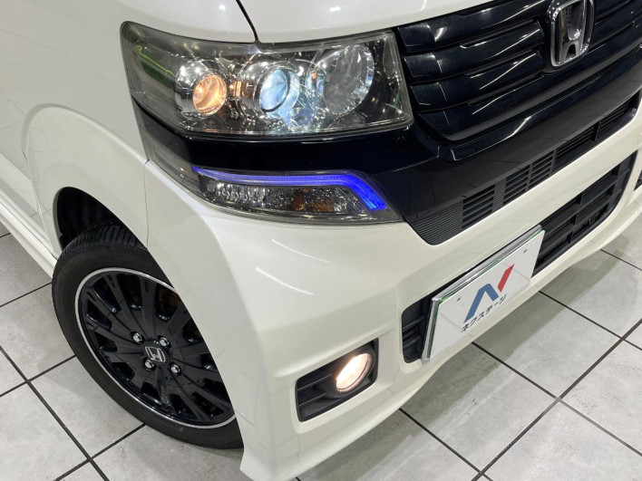 2014 Honda N-BOX CUSTOM DBA-JF1 (UW-6a27844fb6e30)[16]