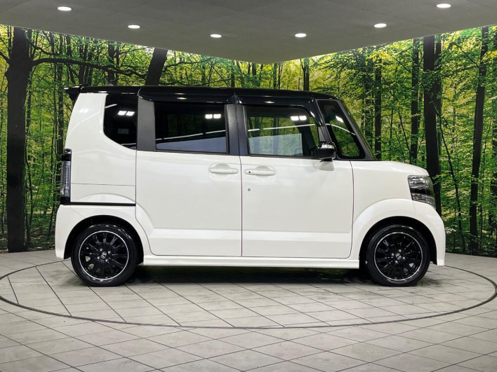 2015 Honda N-BOX+ Custom DBA-JF1 (UW-6a27845020b9f)[22]