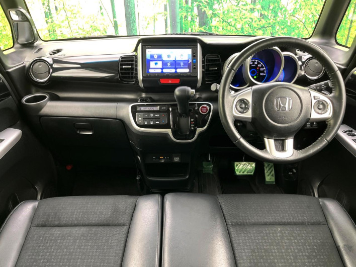 2016 Honda N-BOX CUSTOM DBA-JF1 (UW-6a278451db2bb)[13]