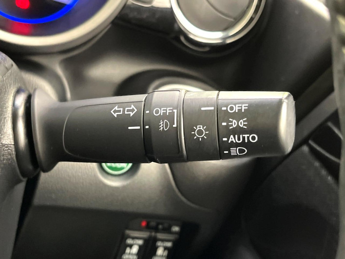 2016 Honda N-BOX CUSTOM DBA-JF1 (UW-6a278451db2bb)[19]