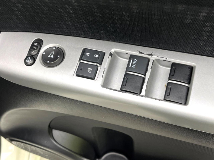 2016 Honda N-BOX CUSTOM DBA-JF1 (UW-6a278451db2bb)[6]