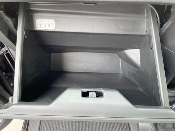 2018 Honda N-BOX Slash DBA-JF1 (UW-6a278452a08b2)[4]