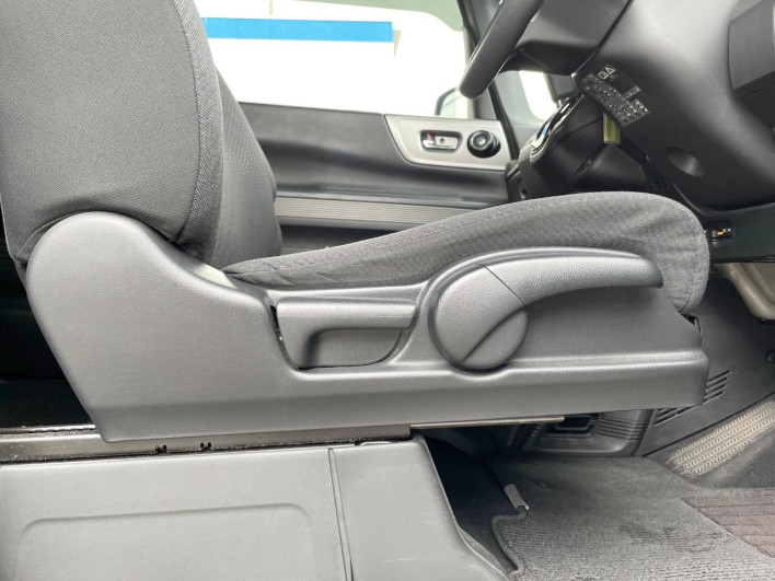 2018 Honda N-BOX Slash DBA-JF1 (UW-6a278452a08b2)[15]