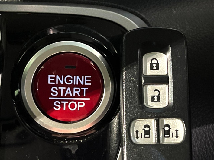 2012 Honda N-BOX CUSTOM DBA-JF2 (UW-6a27845388724)[11]
