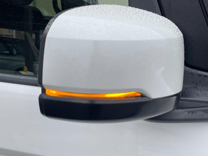 2019 Honda N-BOX CUSTOM 6BA-JF3 (UW-6a278457ee30f)[9]