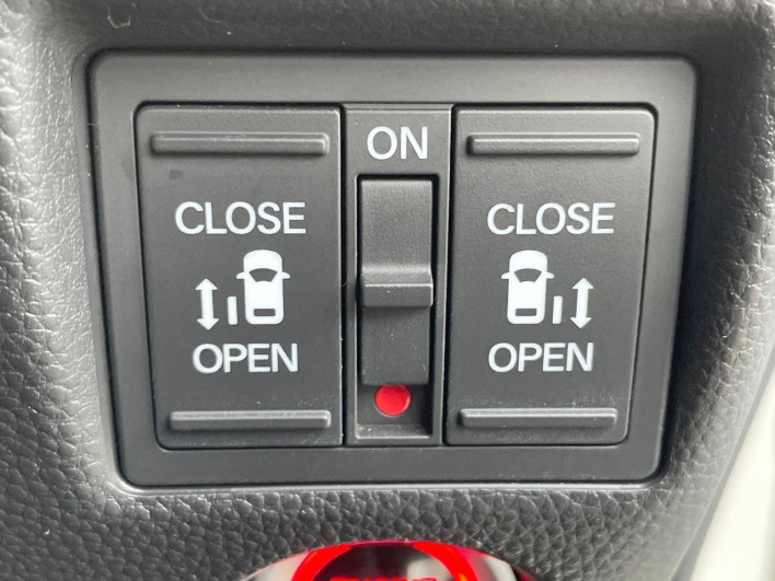 2019 Honda N-BOX CUSTOM 6BA-JF3 (UW-6a278457ee30f)[22]