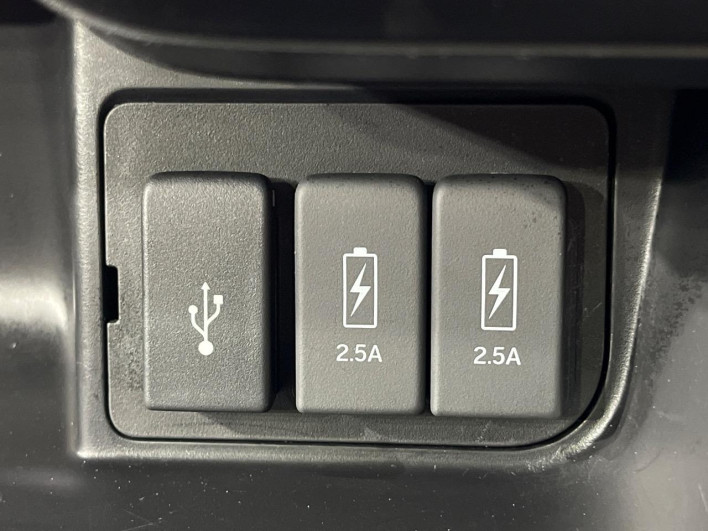 2023 Honda N-BOX CUSTOM 6BA-JF3 (UW-6a2784600268e)[21]