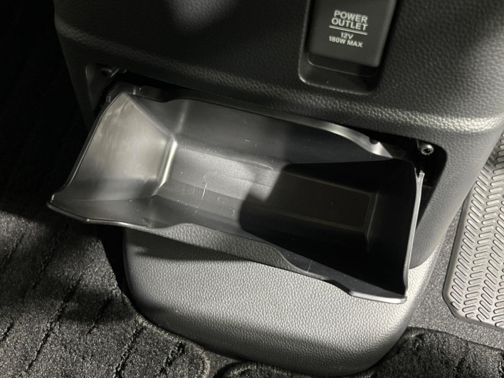 2023 Honda N-BOX CUSTOM 6BA-JF3 (UW-6a2784600268e)[24]