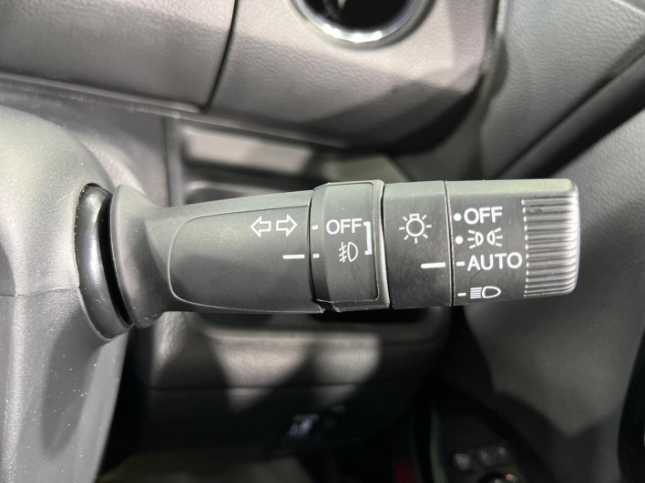 2023 Honda N-BOX CUSTOM 6BA-JF3 (UW-6a2784600268e)[13]