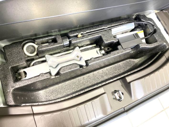 2023 Honda N-BOX 6BA-JF3 (UW-6a2784608439e)[28]