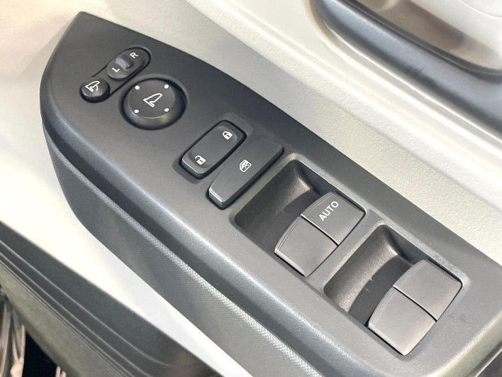2024 Honda N-BOX 6BA-JF5 (UW-6a2784654e348)[12]