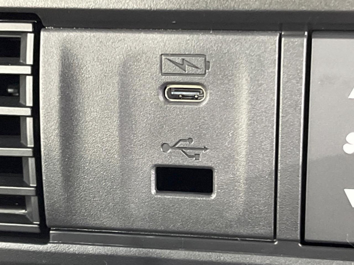 2026 Honda N-BOX CUSTOM 6BA-JF5 (UW-6a27846819da0)[25]
