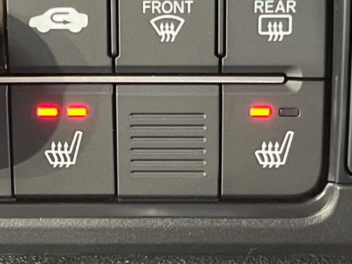 2026 Honda N-BOX CUSTOM 6BA-JF5 (UW-6a27846819da0)[23]
