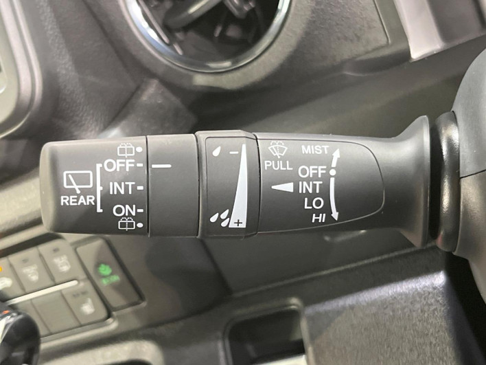 2026 Honda N-BOX CUSTOM 6BA-JF5 (UW-6a27846819da0)[15]