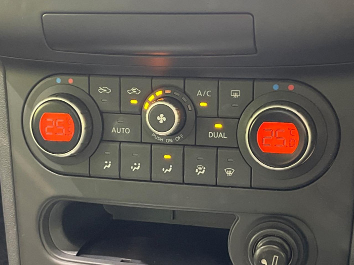 2012 Nissan Dualis DBA-KNJ10 (UW-6a27848465c63)[19]