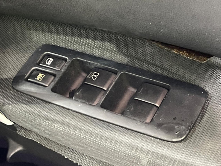 2012 Nissan Dualis DBA-KNJ10 (UW-6a27848465c63)[7]