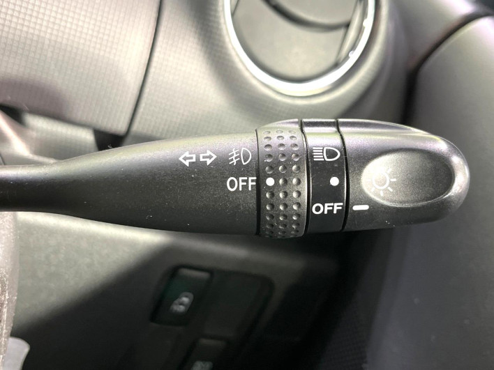 2013 Daihatsu Tanto DBA-L375S (UW-6a2784877646d)[26]