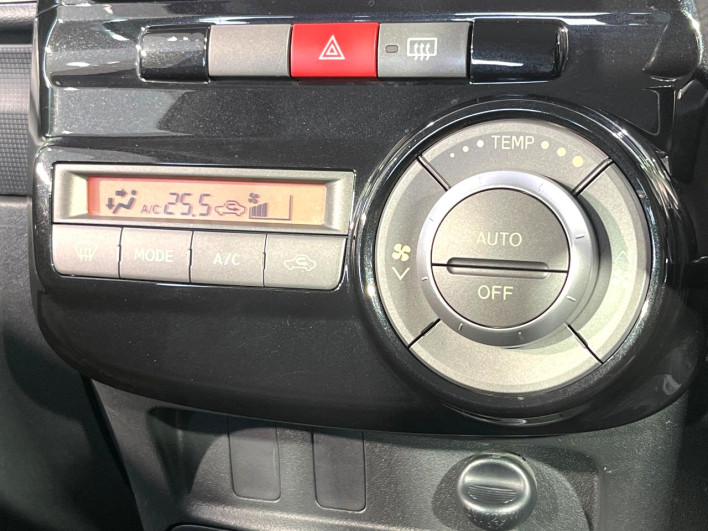 2013 Daihatsu Tanto DBA-L375S (UW-6a2784877646d)[27]