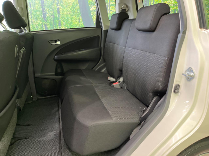 2013 Daihatsu Move DBA-LA100S (UW-6a27848ad8e03)[11]