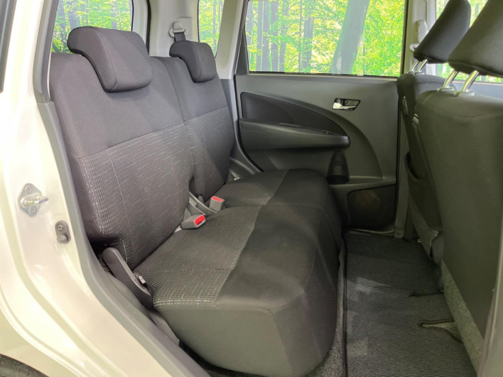 2013 Daihatsu Move DBA-LA100S (UW-6a27848ad8e03)[15]