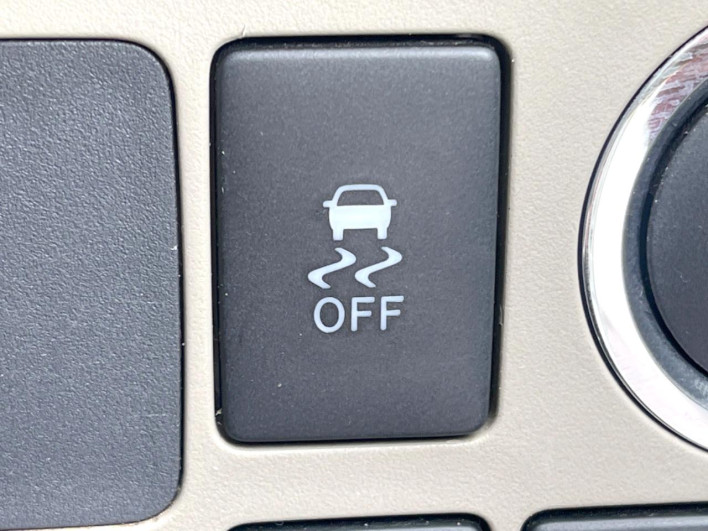 2013 Daihatsu Move DBA-LA100S (UW-6a27848af35e5)[21]