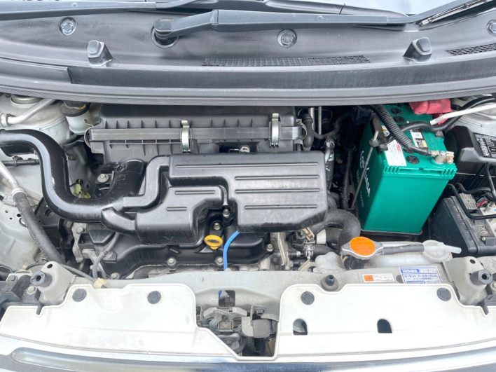 2013 Daihatsu Move DBA-LA100S (UW-6a27848af35e5)[4]