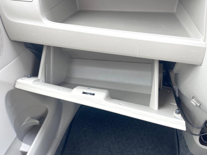 2013 Daihatsu Move DBA-LA100S (UW-6a27848af35e5)[12]