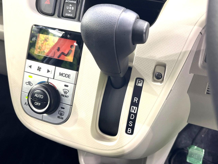 2018 Daihatsu Move DBA-LA160S (UW-6a27848f7bc41)[28]