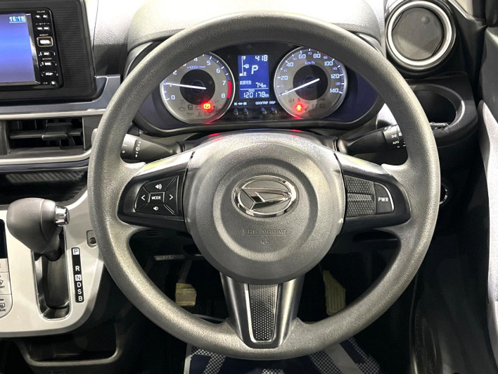 2015 Daihatsu Cast DBA-LA250S (UW-6a2784902d85f)[13]