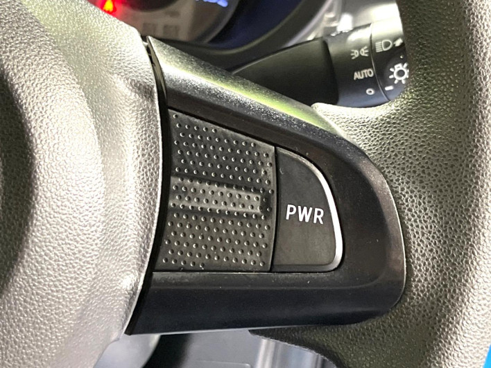 2015 Daihatsu Cast DBA-LA250S (UW-6a2784902d85f)[25]