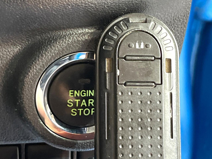2015 Daihatsu Cast DBA-LA250S (UW-6a2784902d85f)[22]