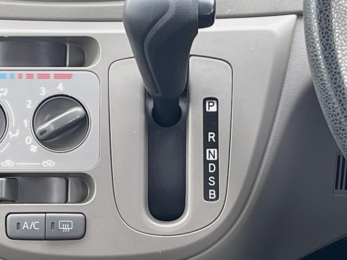 2014 Daihatsu Mirai Ease DBA-LA300S (UW-6a278492e6c20)[27]