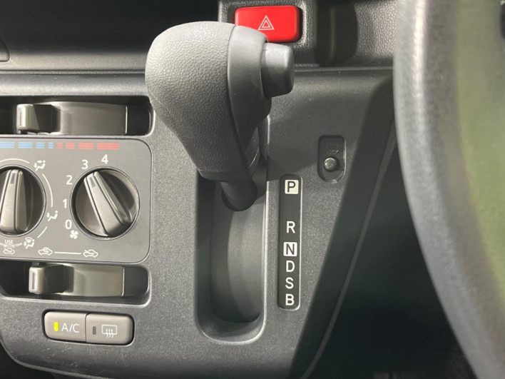 2017 Daihatsu Mirai Ease DBA-LA360S (UW-6a278497d3d46)[11]