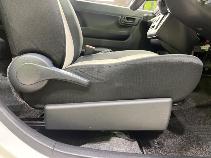 2017 Daihatsu Mirai Ease DBA-LA360S (UW-6a278497d3d46)[22]