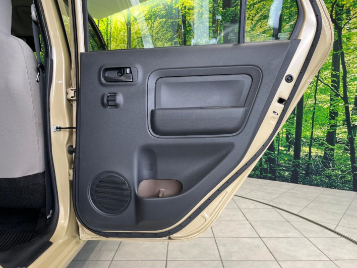 2022 Daihatsu Mira Tocot 5BA-LA550S (UW-6a278499c853c)[25]