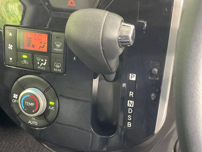 2017 Daihatsu Tanto DBA-LA600S (UW-6a27849ce68bf)[14]