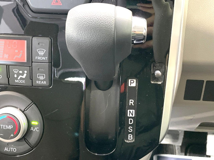 2017 Daihatsu Tanto DBA-LA600S (UW-6a27849ced1d8)[6]