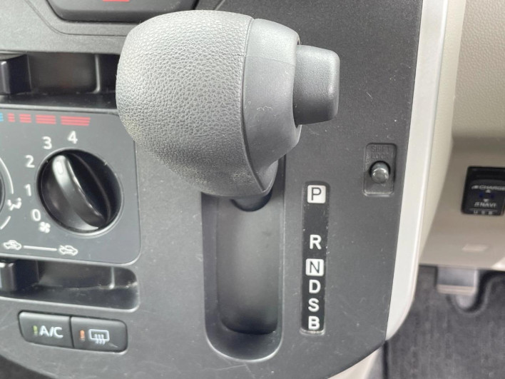 2019 Daihatsu Tanto DBA-LA610S (UW-6a2784a1a1f79)[29]
