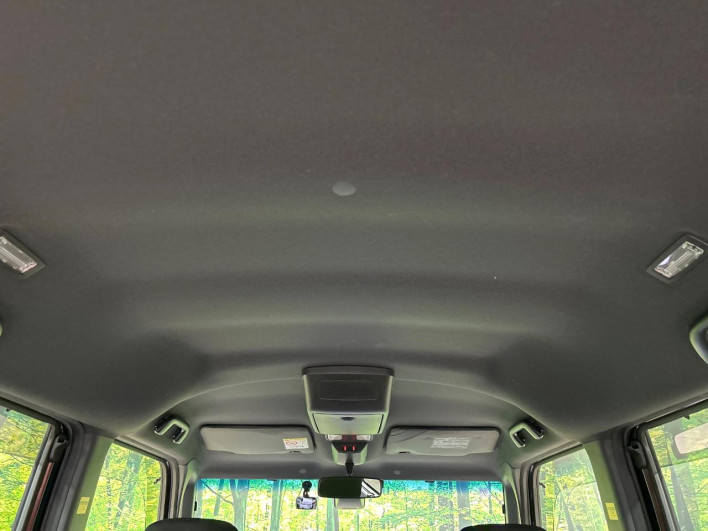 2017 Daihatsu Wake DBA-LA700S (UW-6a2784a7ae2c2)[24]