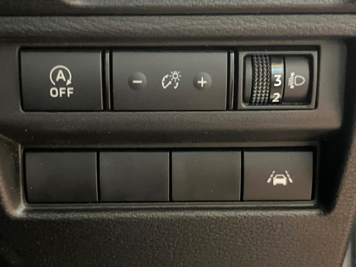2024 Mitsubishi Triton 3DF-LC2T (UW-6a2784b1e0149)[24]