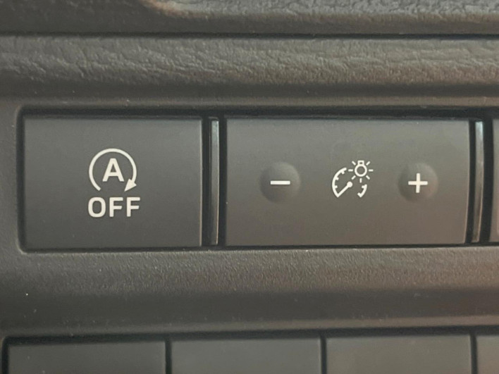 2024 Mitsubishi Triton 3DF-LC2T (UW-6a2784b1e0149)[25]