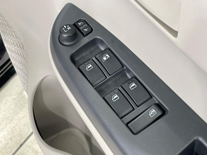 2020 Toyota Passo 5BA-M700A (UW-6a2784b2d9732)[24]