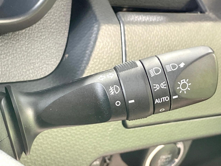 2017 Toyota Roomy DBA-M900A (UW-6a2784b599ebb)[16]